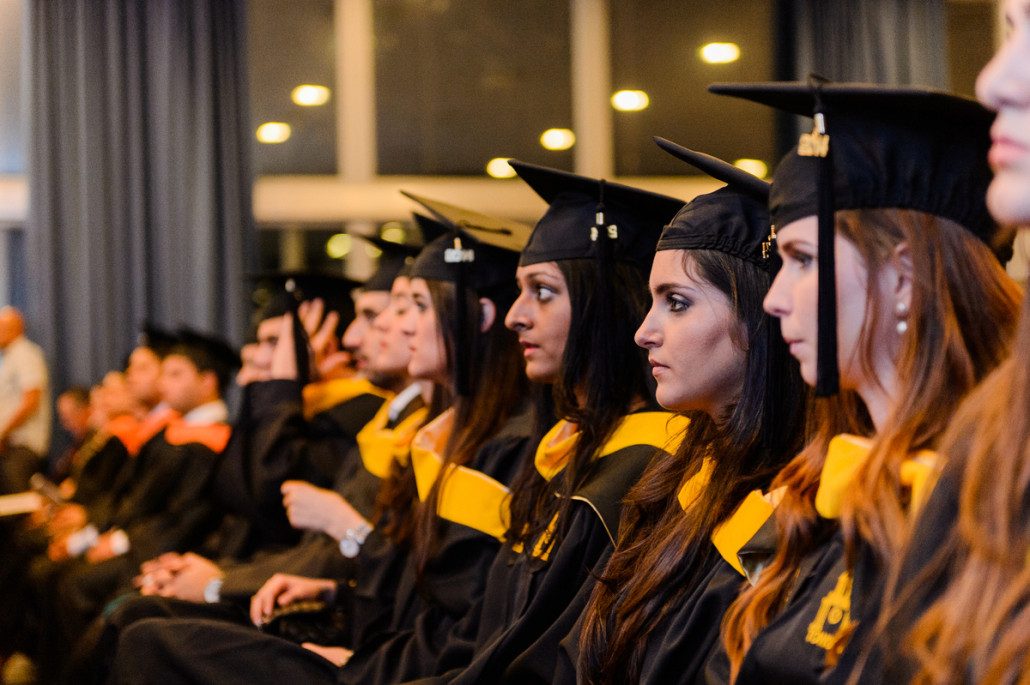Maestrias en Panamá: Graduación de egresados de la Maestría MBA de FIU (Florida International University) en QLU - University of Louisville Panamá
