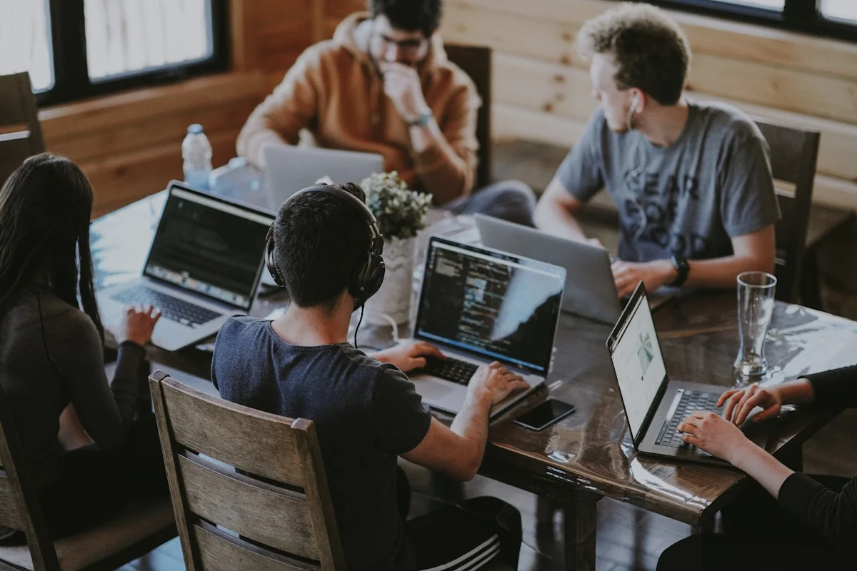 Licenciatura en Administración de Empresas con énfasis en Mercadeo 7 Brainstorming Marketing QLU