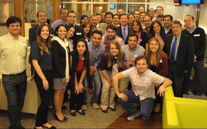 Alumnos de MBA y Maestría en Mercadeo visitan Chile QLU