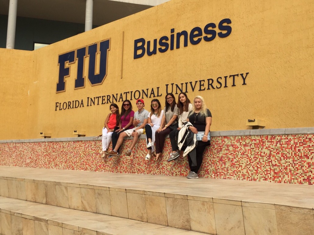 Alumnos de FIU en Panama en #UniversitiesTour2015 USA