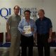 Banquero alemán Horst Schefford (QEPD) donación a la biblioteca de Quality Leadership University y Dr. Charly Garcia