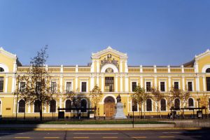 La Universidad de Chile seleccionada nuevamente como la mejor universidad en Chile