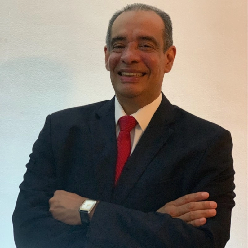 Nuestros docentes: líderes con propósito y visión global 6 jose