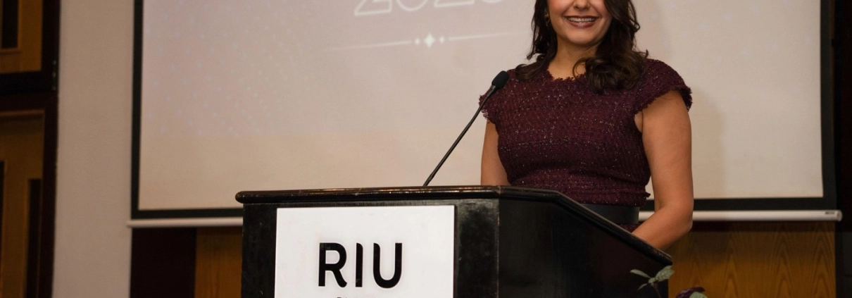 Discurso Niurka Montero | Graduación de Postgrados 2025 | QLU 1 Imagen1 1430x630 1